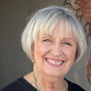 Meet your Posher, Camille